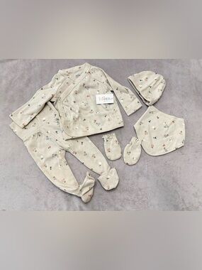 Bliss by Garanimals Layette Set NWT 0-3 Months 5 Piece Hearts Cotton Baby Outfit